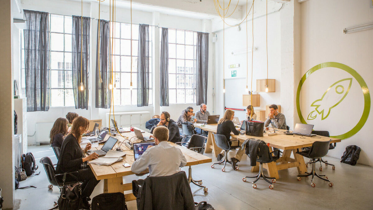 Toolbox coworking flexdesk image 01